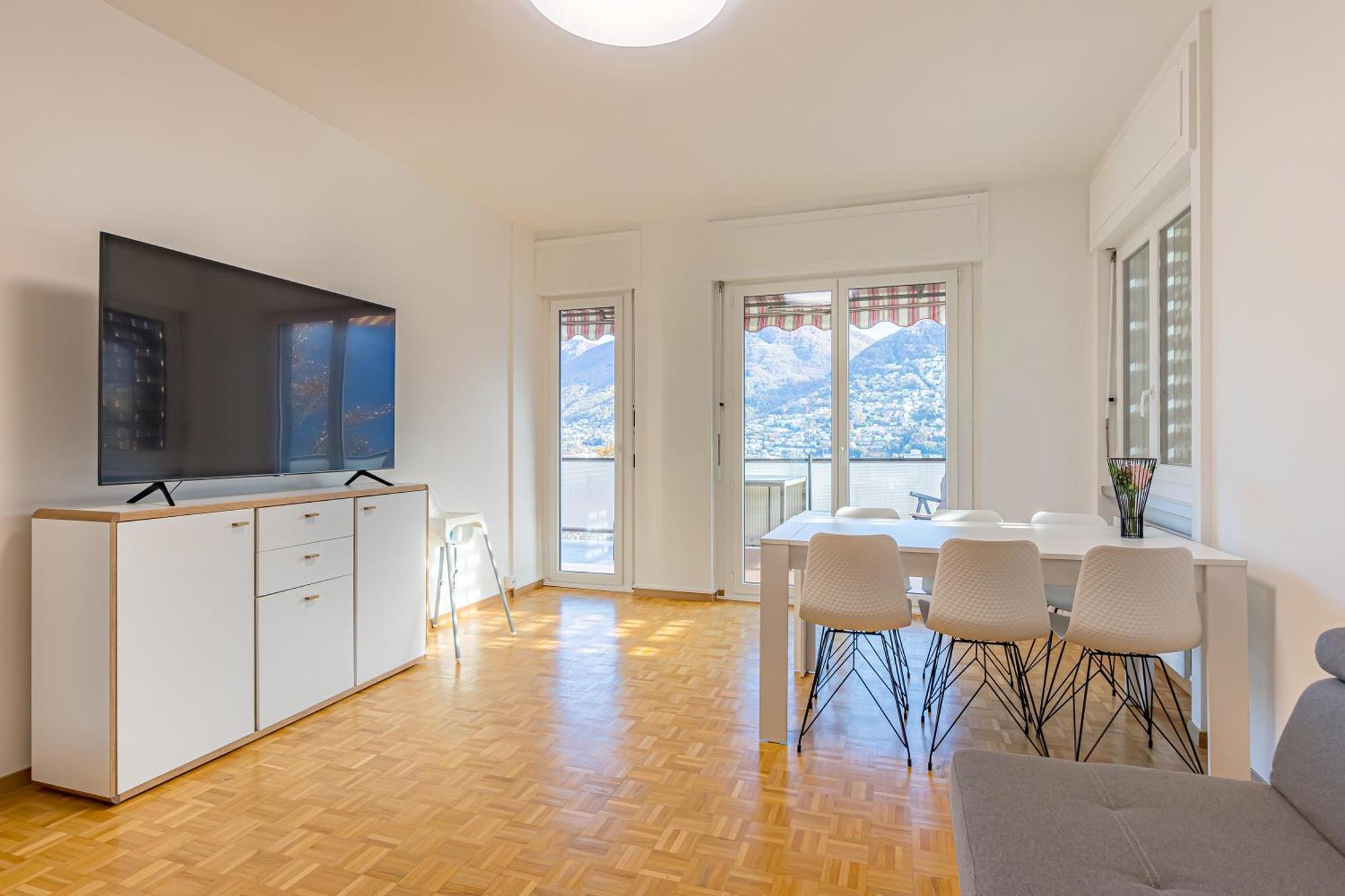 Ferienwohnung Imperial Of Lugano 4 With A Lake View Behind The Station And 10 Min From The Lake Exterior foto