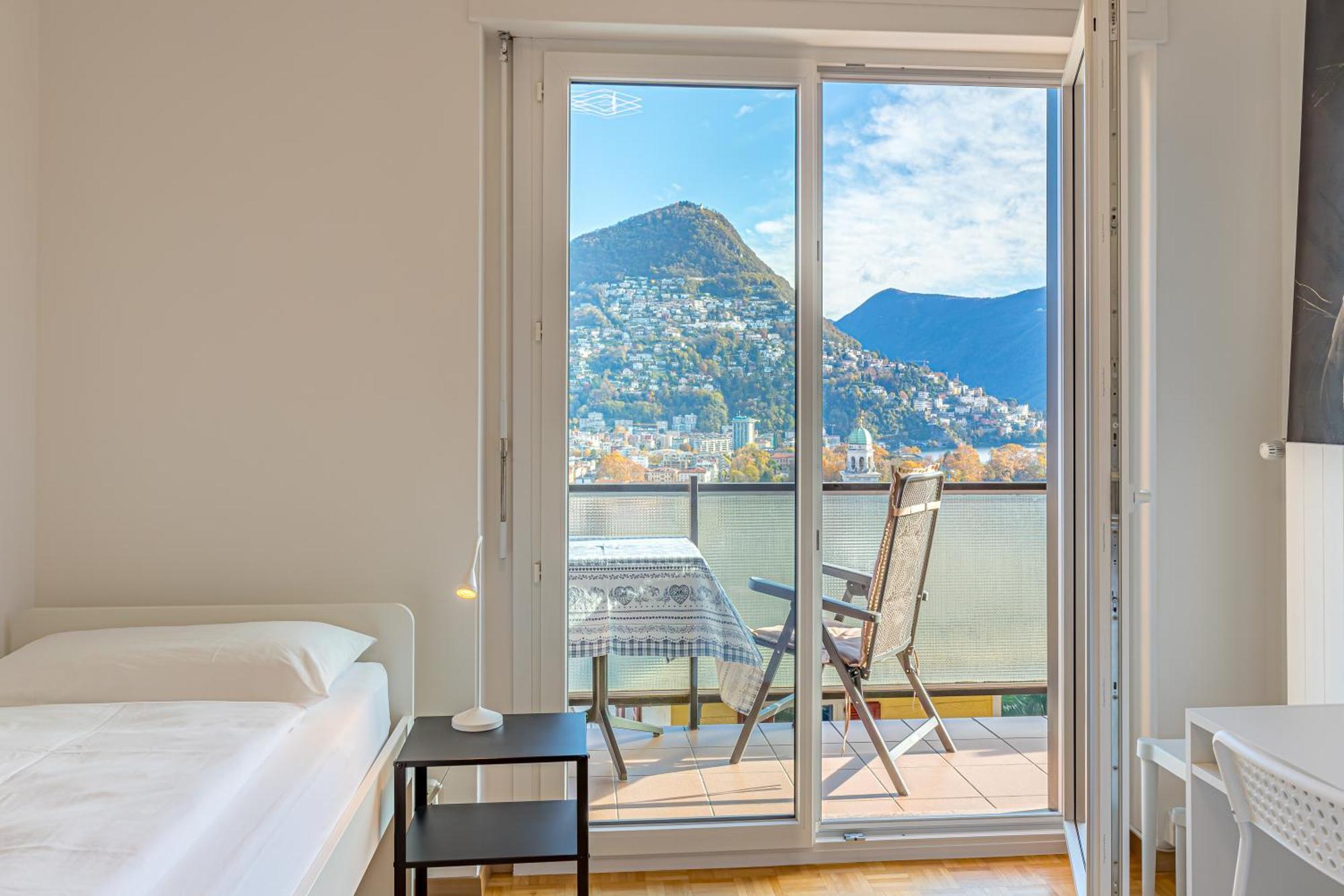 Ferienwohnung Imperial Of Lugano 4 With A Lake View Behind The Station And 10 Min From The Lake Exterior foto